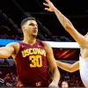 Баскетбольні команди USC Trojans та Arizona State Sun Devils зустрінуться в середу на Гаваях.